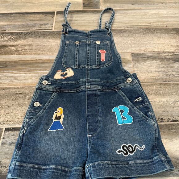 American Eagle High Rise Super Stretch Jean Short Overalls Music Patches S. 2 - Picture 3 of 7